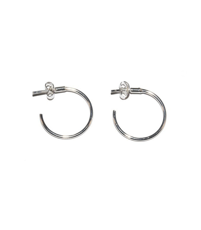 Silver smooth hoop earring