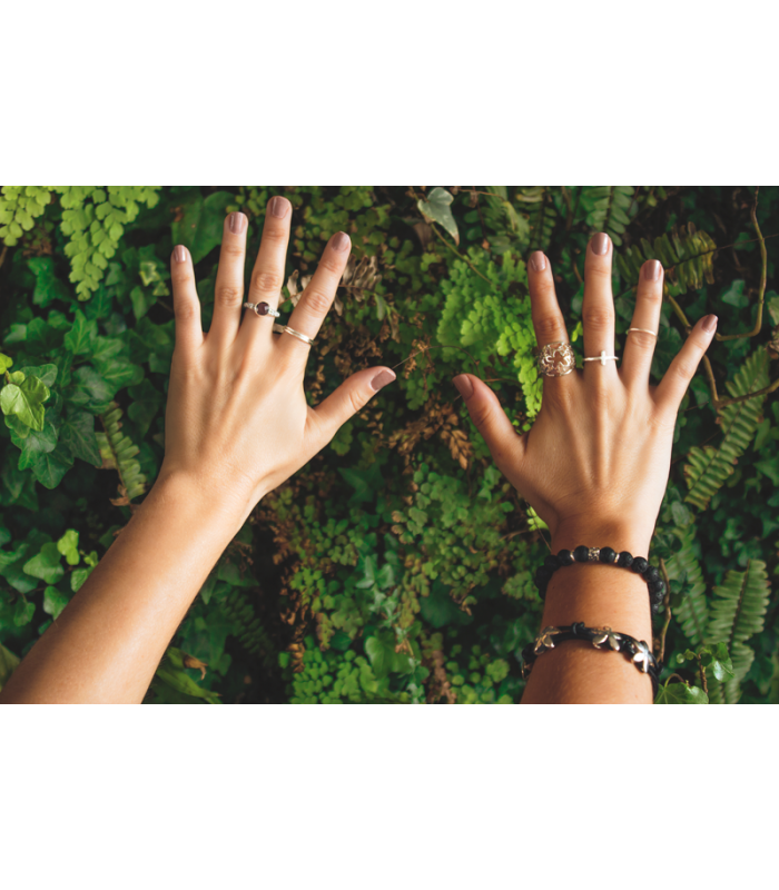 Jasmine bracelet with leather