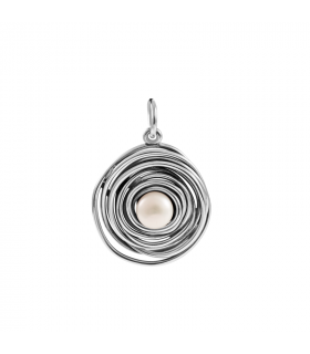 Silver circle pearl pendant