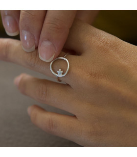 Silver, jasmine and circle rings.