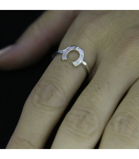 silver horseshoe ring