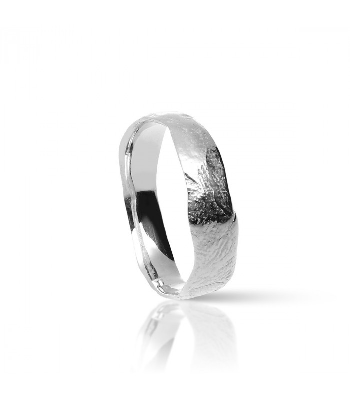 Alliance ring made by hand in silver