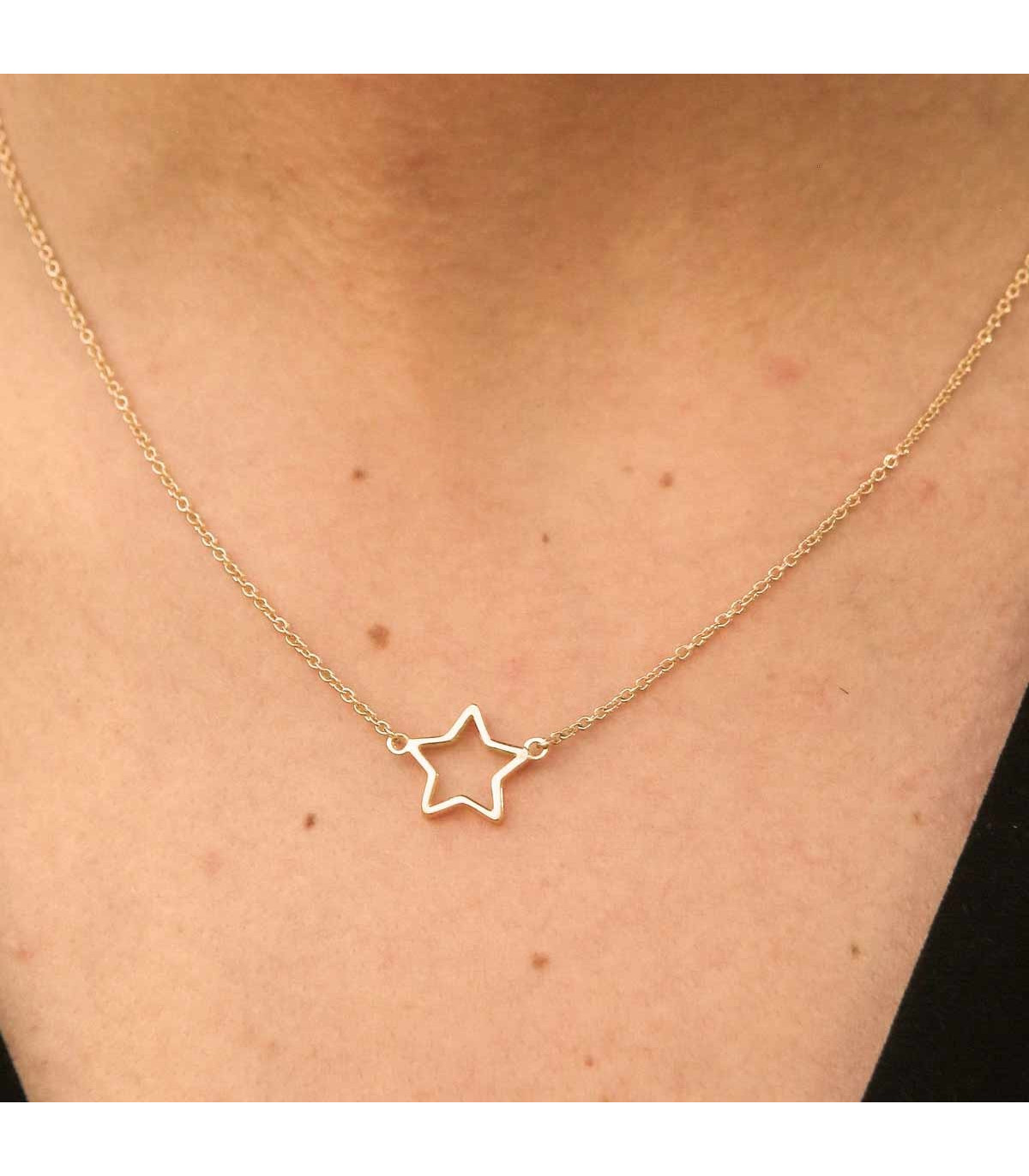 Gold hot sale star chokers