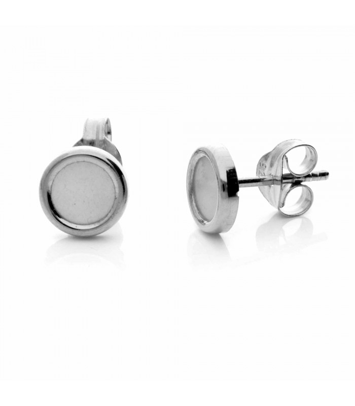 Silver circle earring with mother of pearl