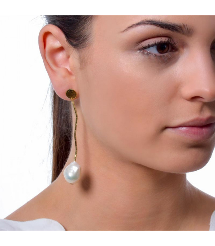 Pendientes Bali largos con perla barroca