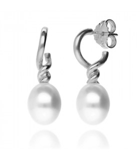 Pear-shaped pearl earrings