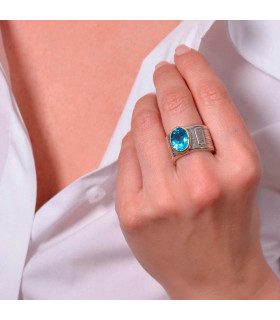 Aquamarine woman ring