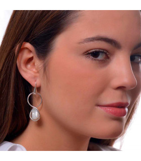 Women's infinity earring with pearls