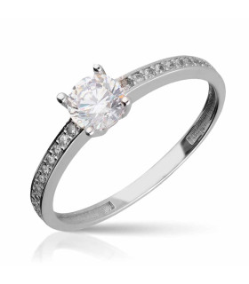 Ring with central diamond and side diamonds in white gold