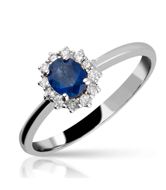 Sapphire and diamond ring in white gold