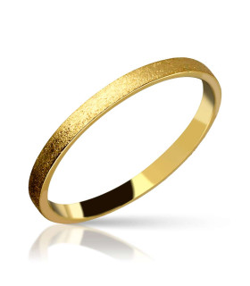 Exclusive wedding ring in gold with satin finish