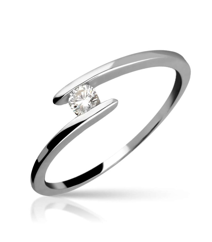 White gold crossed solitaire ring with diamond